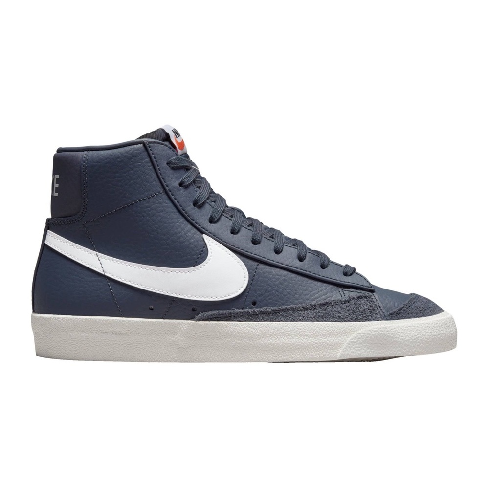 NWOB Nike Blazer Mid '77 Vintage Fashion Sneakers